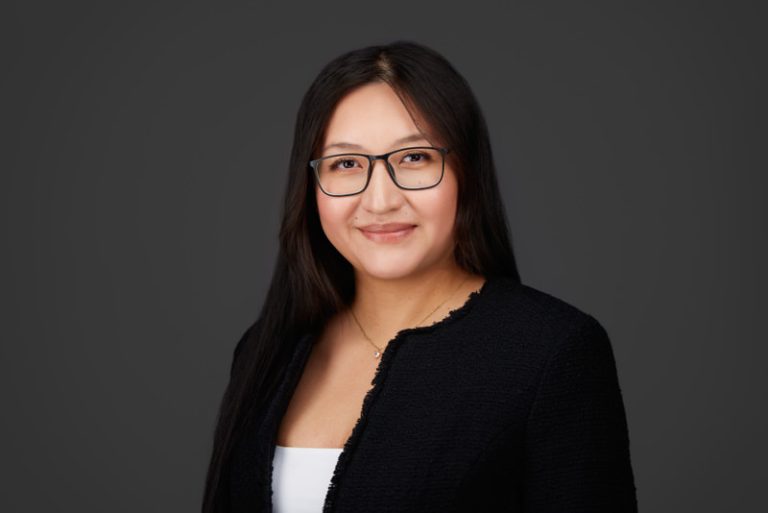 Read more about the article How to Prepare for Your Headshot Session